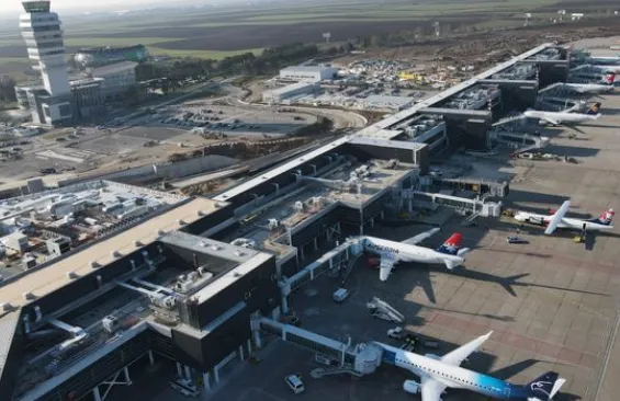 Prevoz Novi Sad – Aerodrom Beograd: šta treba znati pre puta